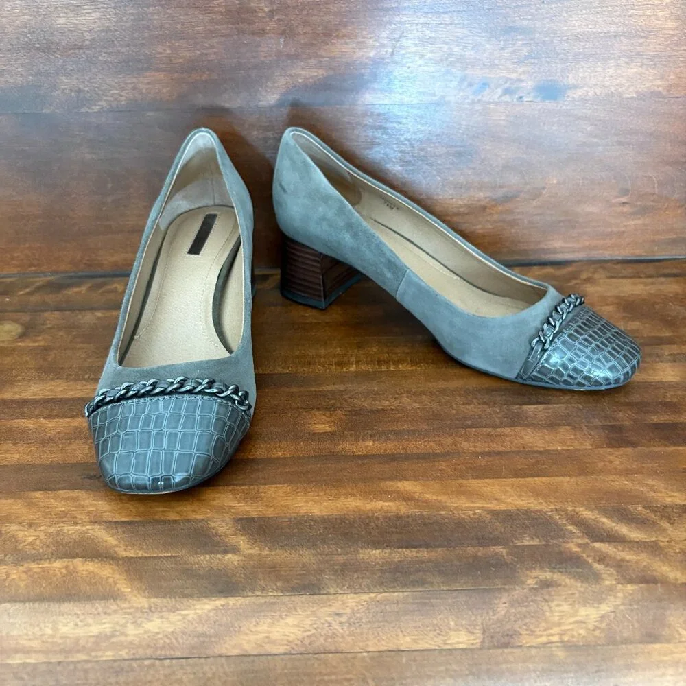Tahari Monte Women's Block Heel Gray Suede & Faux Snakeskin Chain Accent Sz 7.5